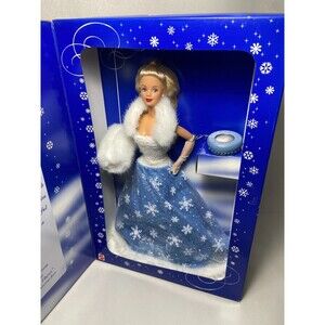 Barbie Special Edition Snow Sensation Doll by Mattel 23800  No Globe